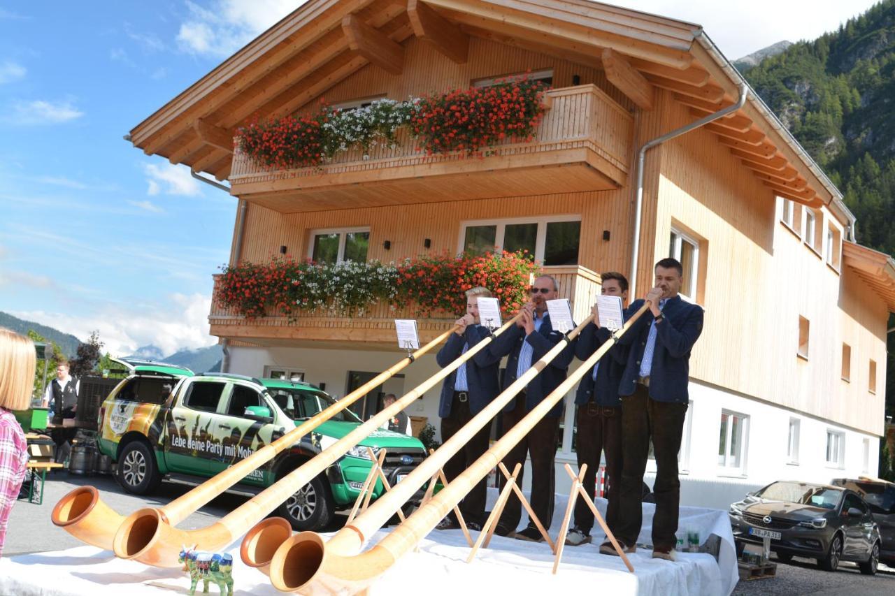Pension Alpenblick Steeg Luaran gambar